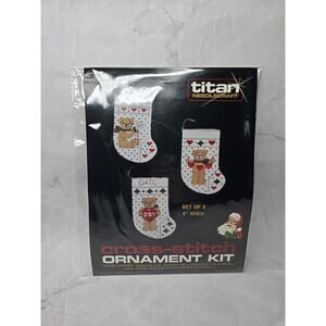 1985 Titan Needlecraft Cross Stitch Ornament Kit Bears